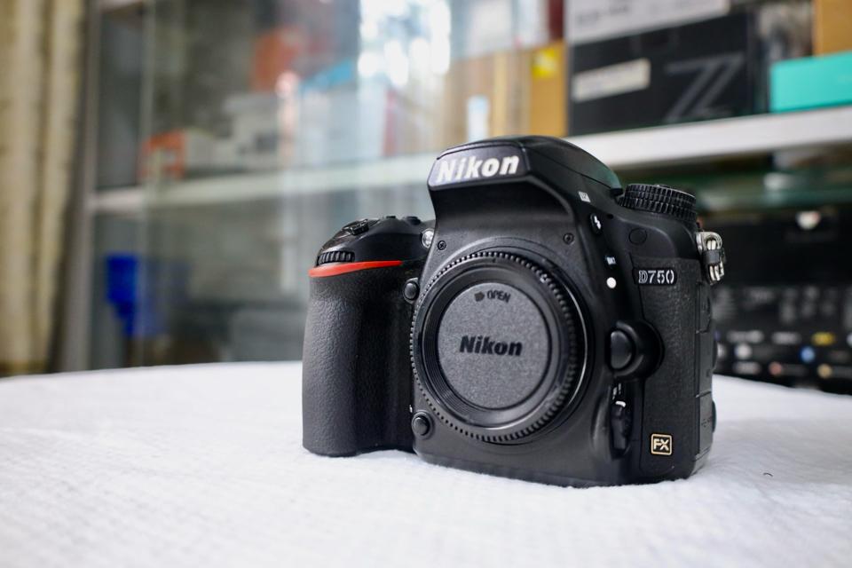 Máy ảnh Nikon D750 (Body Only)-duoc-ban-tai-Máy Ảnh Shop