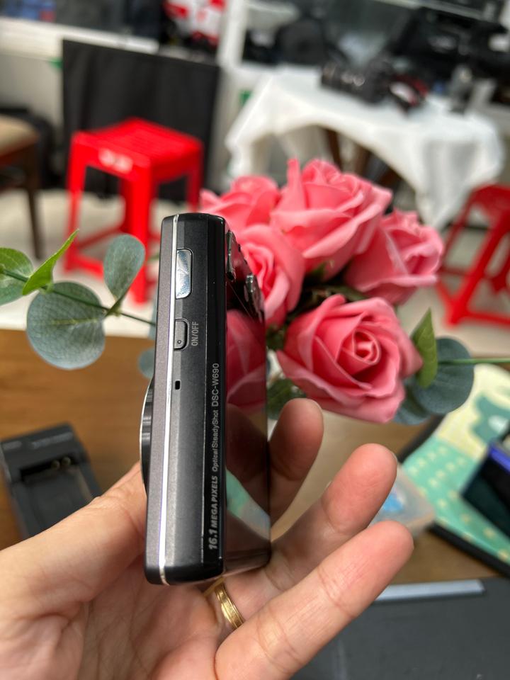Sony DSC W690-duoc-ban-tai-Máy Ảnh Shop