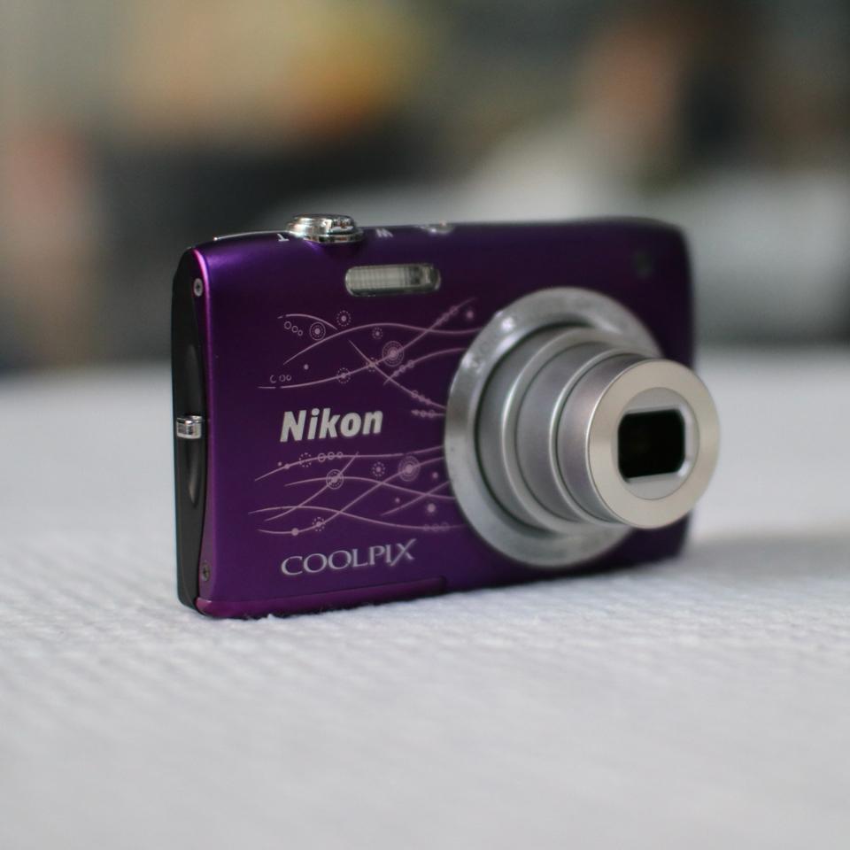 Nikon Coolpix S2800-duoc-ban-tai-Máy Ảnh Shop