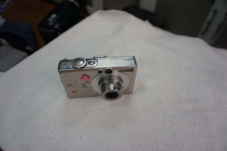 Canon IXY Digital 70-duoc-ban-tai-Máy Ảnh Shop