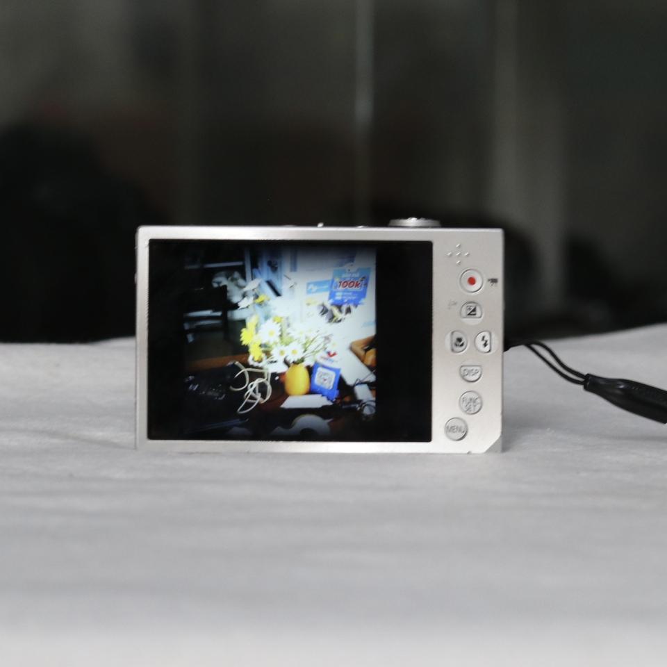 Canon IXUS 500 HS-duoc-ban-tai-Máy Ảnh Shop