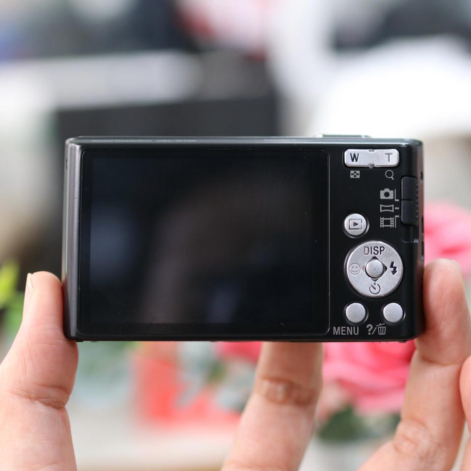 Sony DSC W730 màu đen -duoc-ban-tai-Máy Ảnh Shop