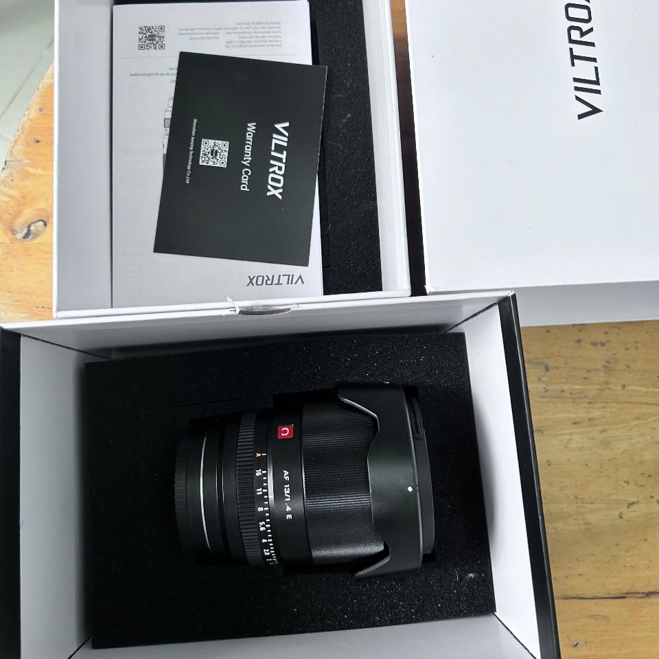 Viltrox AF 13mm f/1.4 E For Sony E, like new-duoc-ban-tai-Máy Ảnh Shop