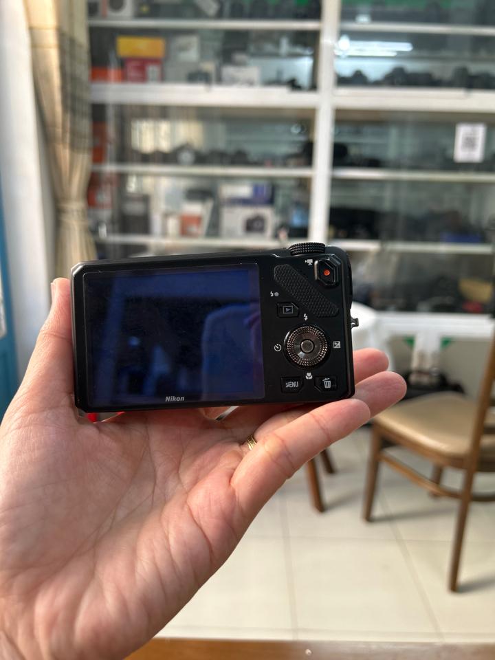 Nikon S9200-duoc-ban-tai-Máy Ảnh Shop