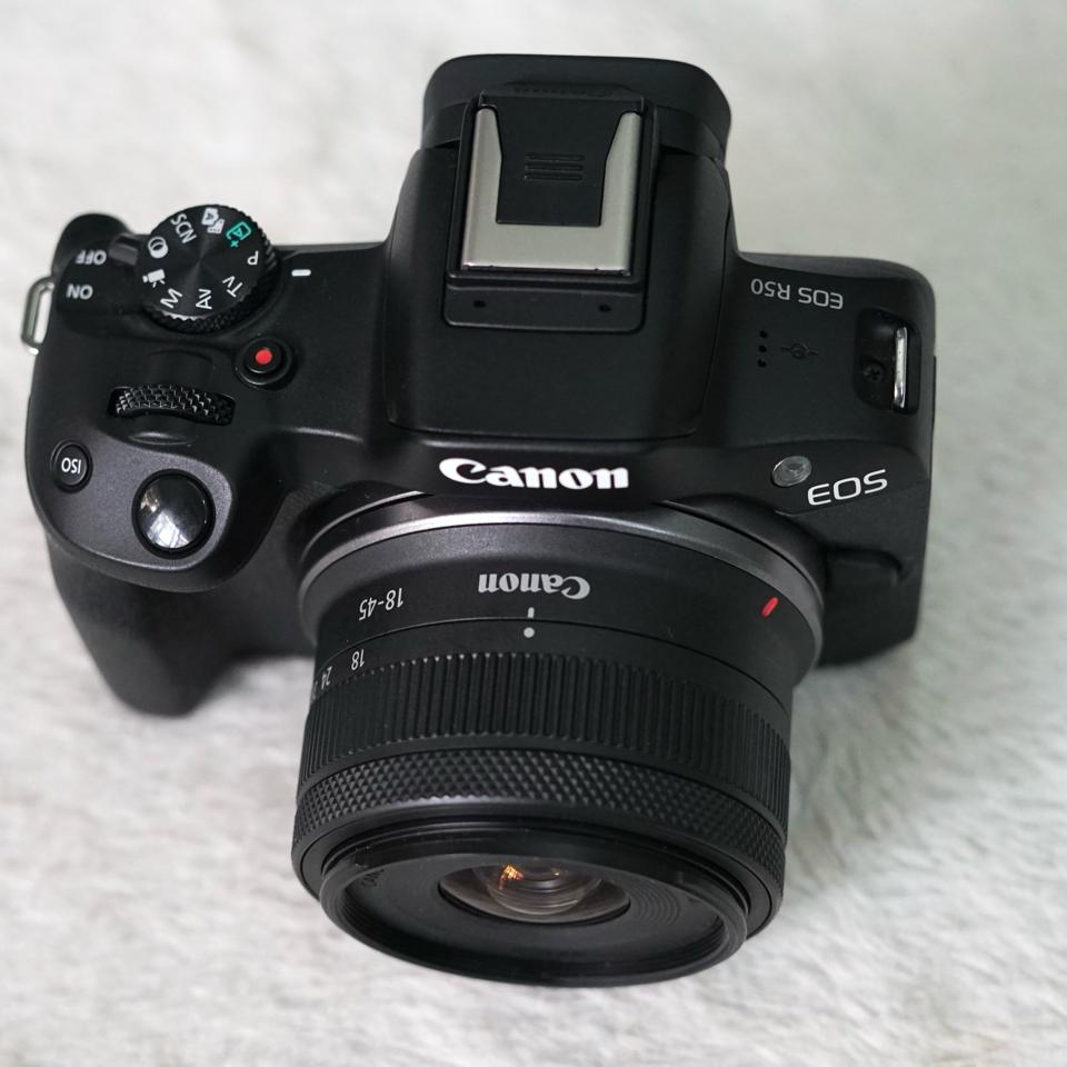 Máy ảnh Canon EOS R50 (Kit RF-S18-45mm F4.5-6.3 IS STM Đen-duoc-ban-tai-Máy Ảnh Shop