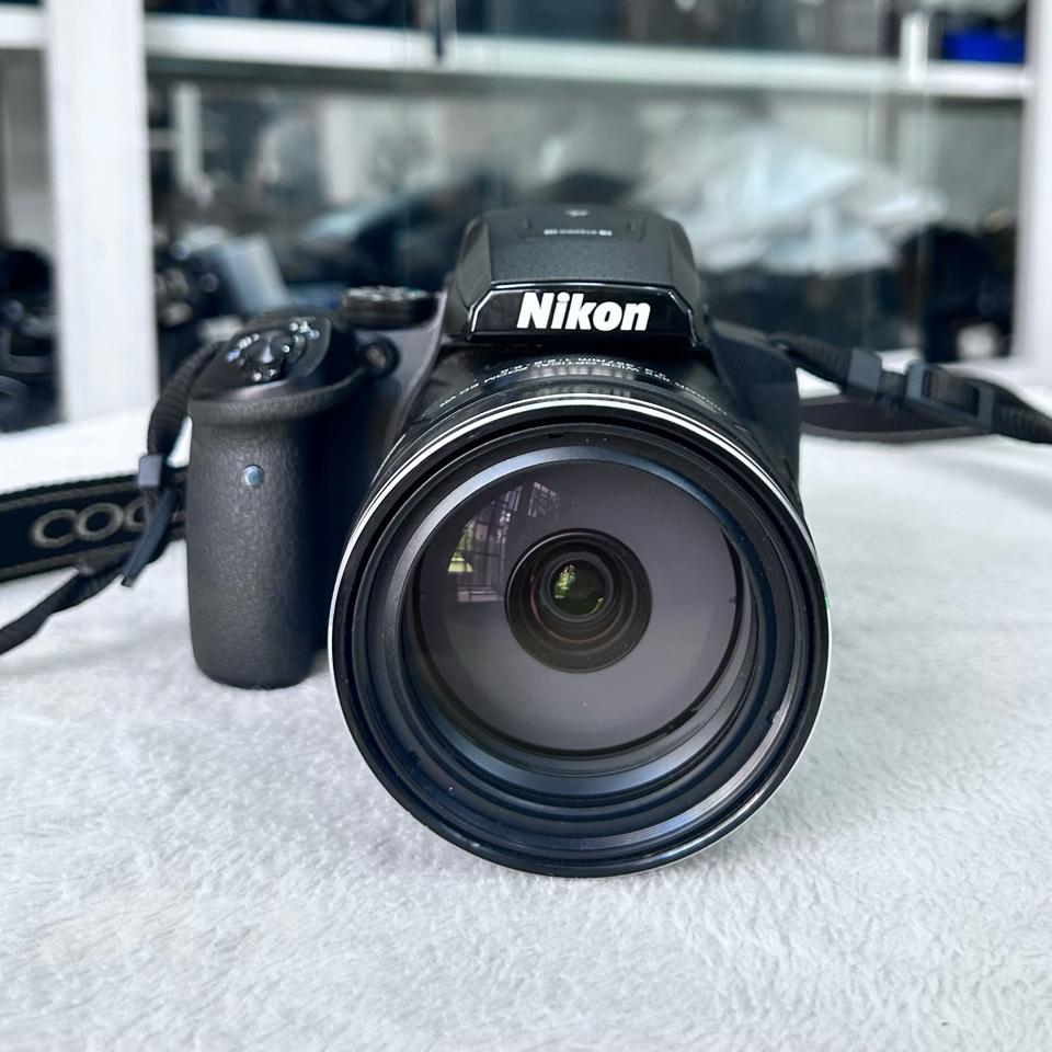 Máy ảnh Nikon Coolpix P900-duoc-ban-tai-Máy Ảnh Shop