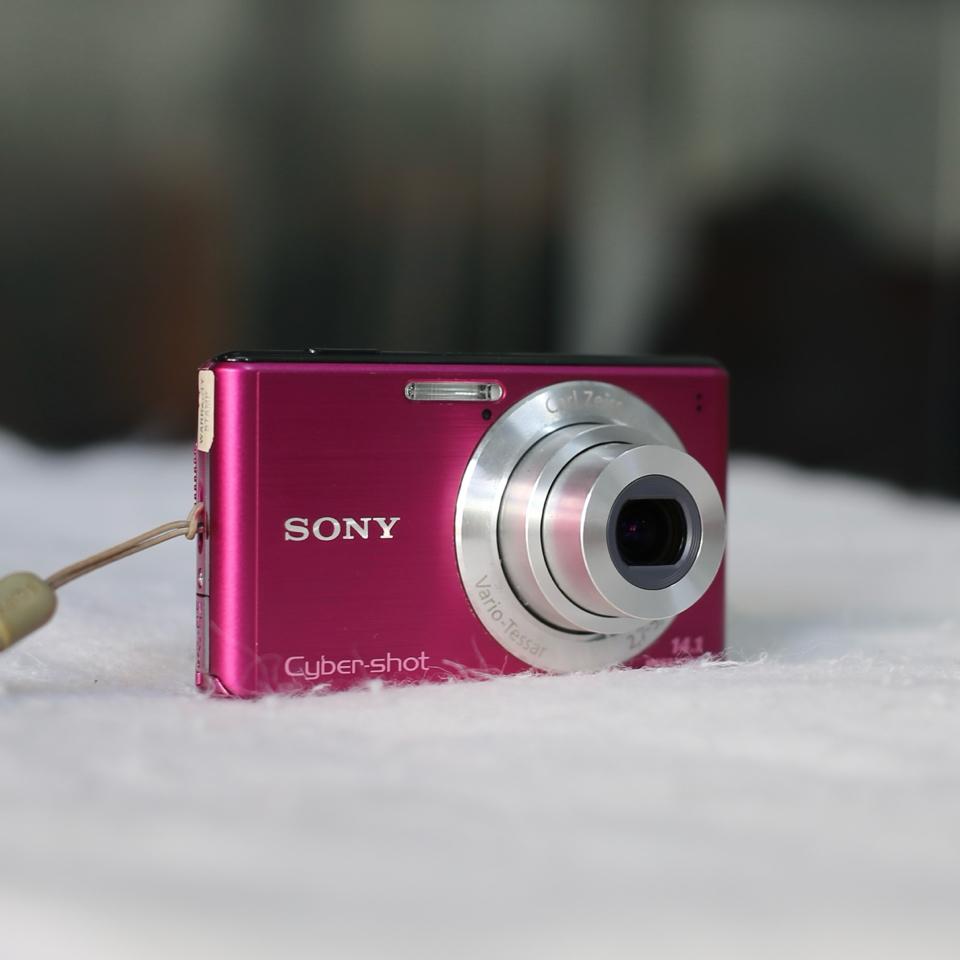 Sony Cyber-shot DSC-W530-duoc-ban-tai-Máy Ảnh Shop