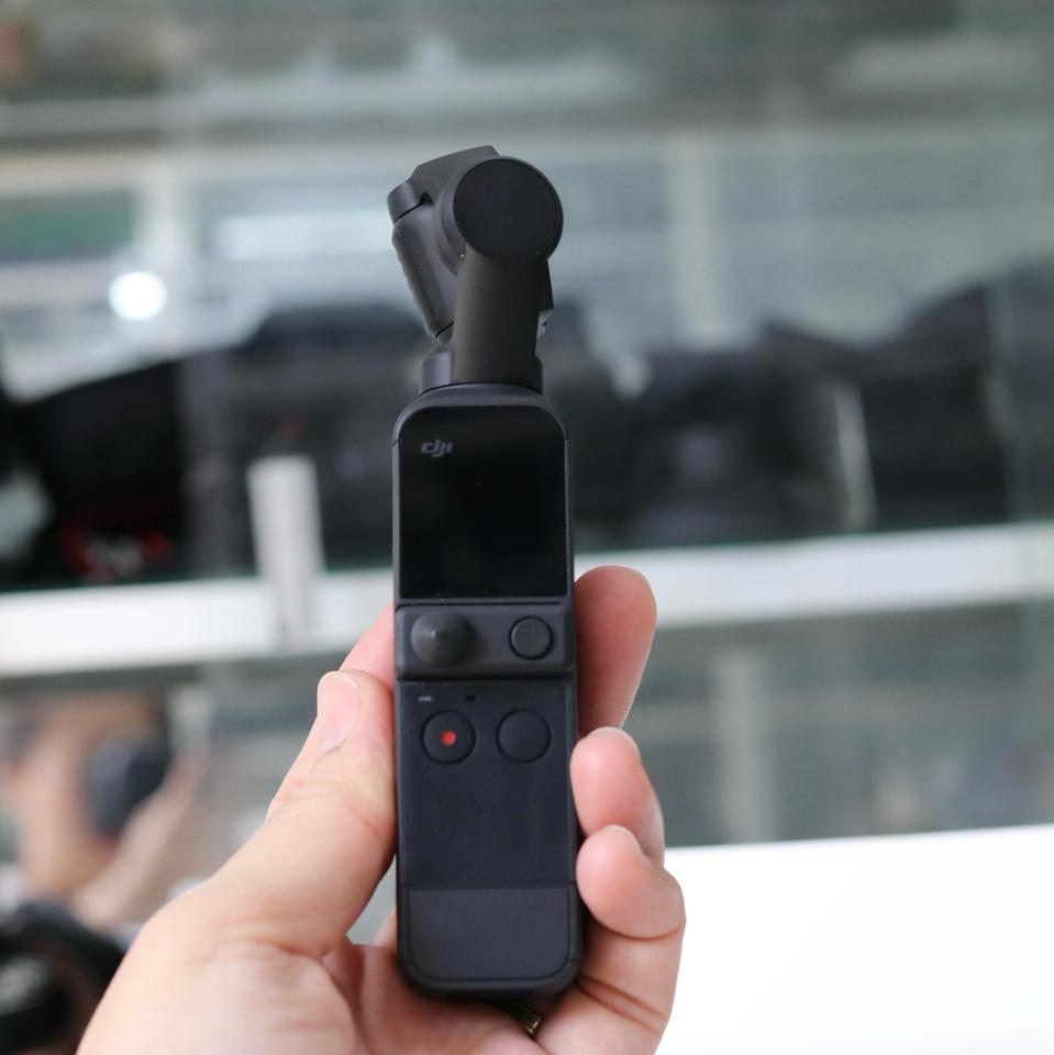 Máy quay phim cầm tay DJI Osmo Pocket 2 | Creator Combo like new-duoc-ban-tai-Máy Ảnh Shop