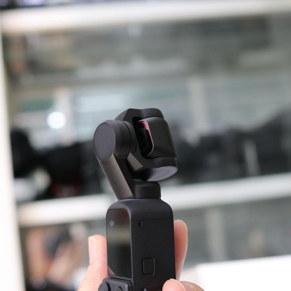 Máy quay phim cầm tay DJI Osmo Pocket 2 | Creator Combo like new-duoc-ban-tai-Máy Ảnh Shop