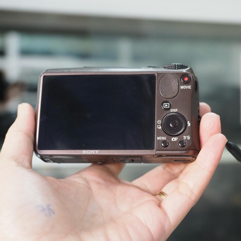 Sony Cyber-Shot DSC-HX30V, use, đẹp-duoc-ban-tai-Máy Ảnh Shop