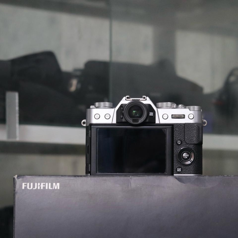 Fujifilm XT20 (Body)-duoc-ban-tai-Máy Ảnh Shop