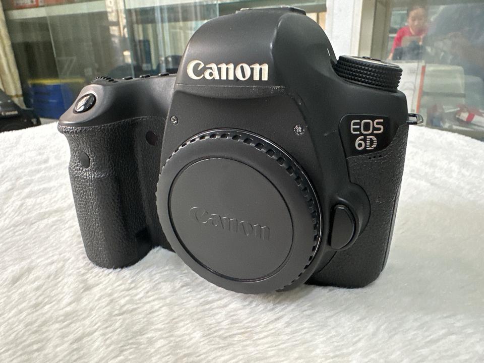 CANON EOS 6D (body) mới 95% -duoc-ban-tai-Máy Ảnh Shop