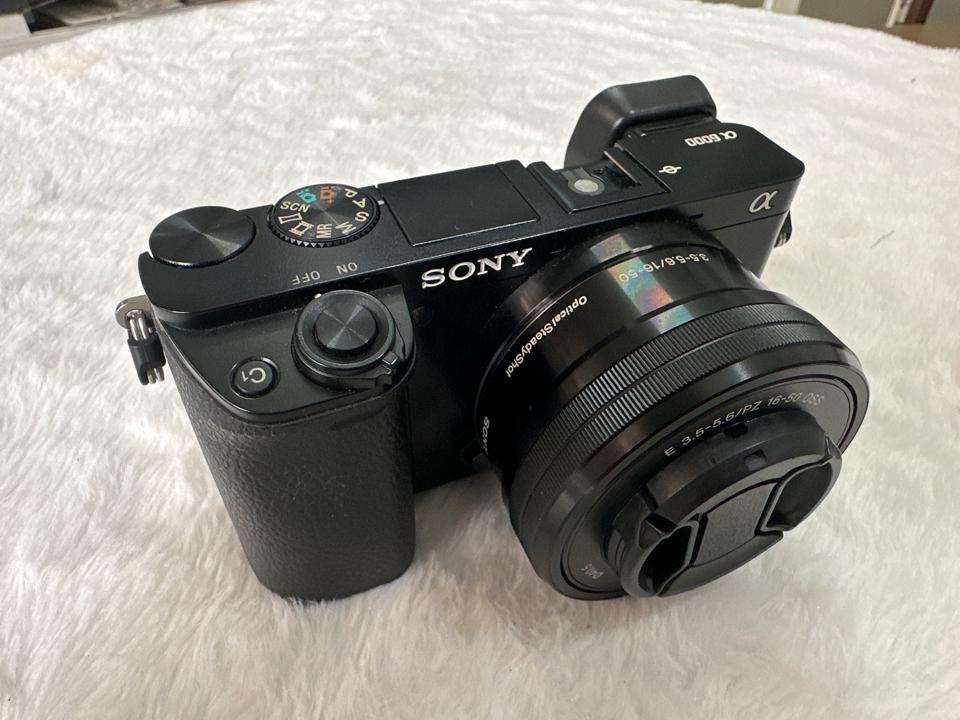 SONY A6000 KIT 16-50MM mới 95% -duoc-ban-tai-Máy Ảnh Shop