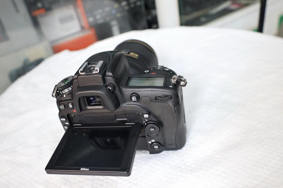 Máy ảnh Nikon D750 (Body Only)-duoc-ban-tai-Máy Ảnh Shop