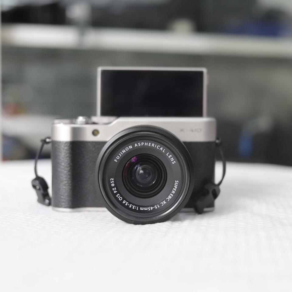 FUJIFILM X-A10 (XA10) + kit 15-45, use, đẹp
-duoc-ban-tai-Máy Ảnh Shop