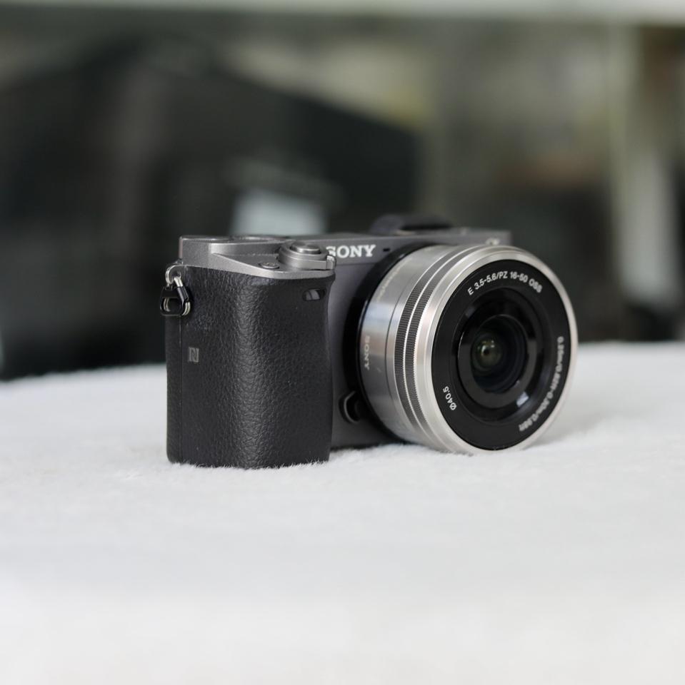 Sony A6000 kèm lens kit-duoc-ban-tai-Máy Ảnh Shop