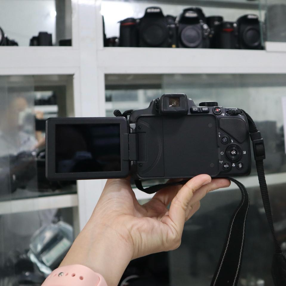 Máy ảnh NIKON COOLPIX P600-duoc-ban-tai-Máy Ảnh Shop
