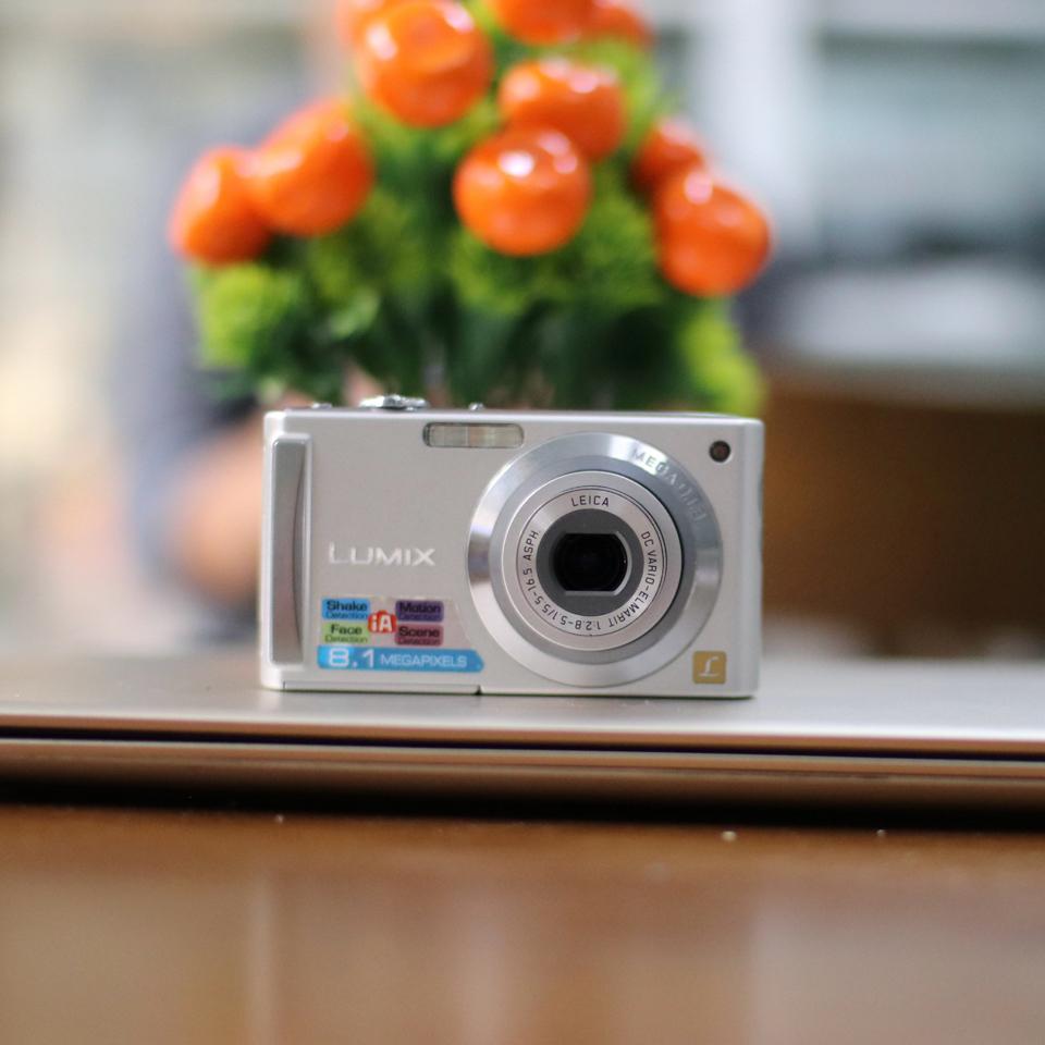 Máy ảnh Panasonic Lumix DMC-FS3-duoc-ban-tai-Máy Ảnh Shop