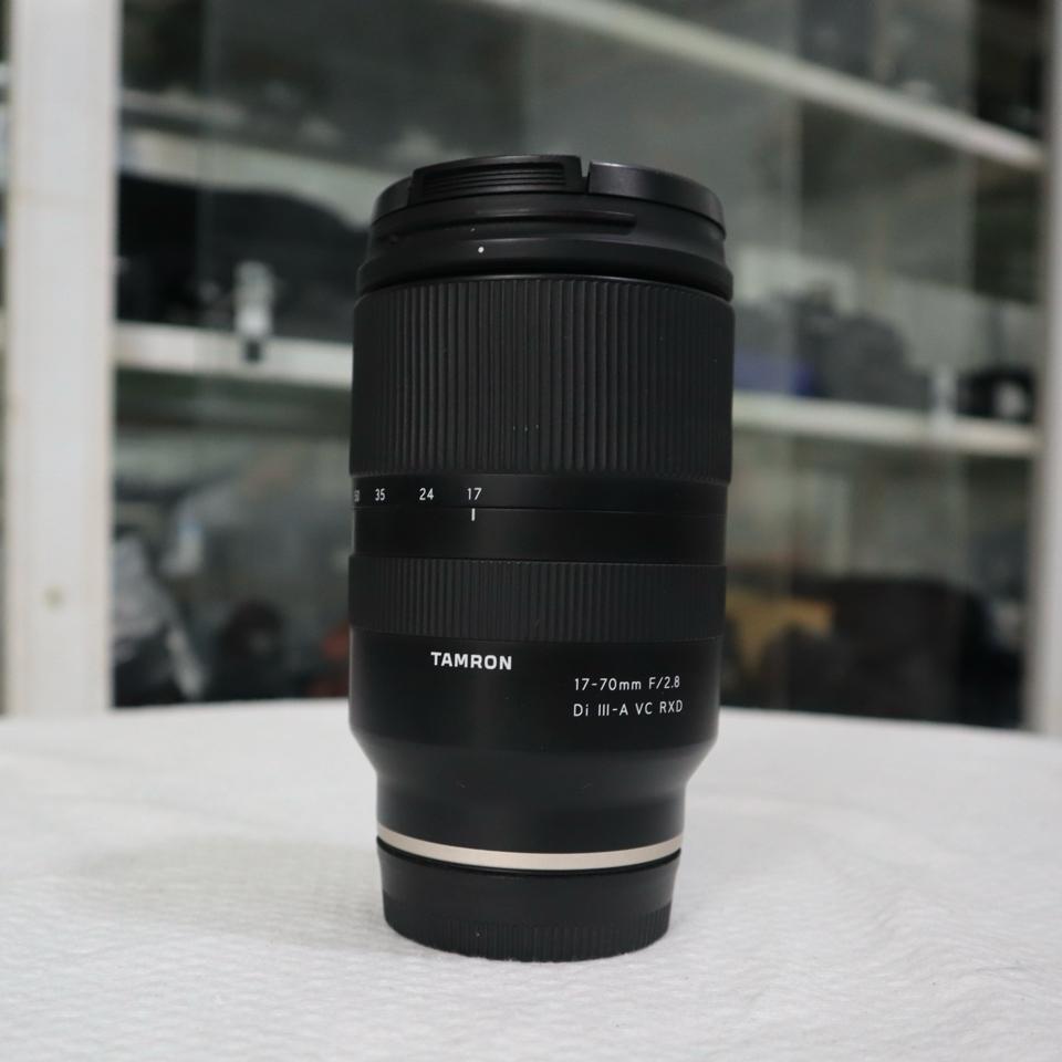 Ống kính Tamron 17-70mm f/2.8 Di III-A VC RXD for Sony E-duoc-ban-tai-Máy Ảnh Shop