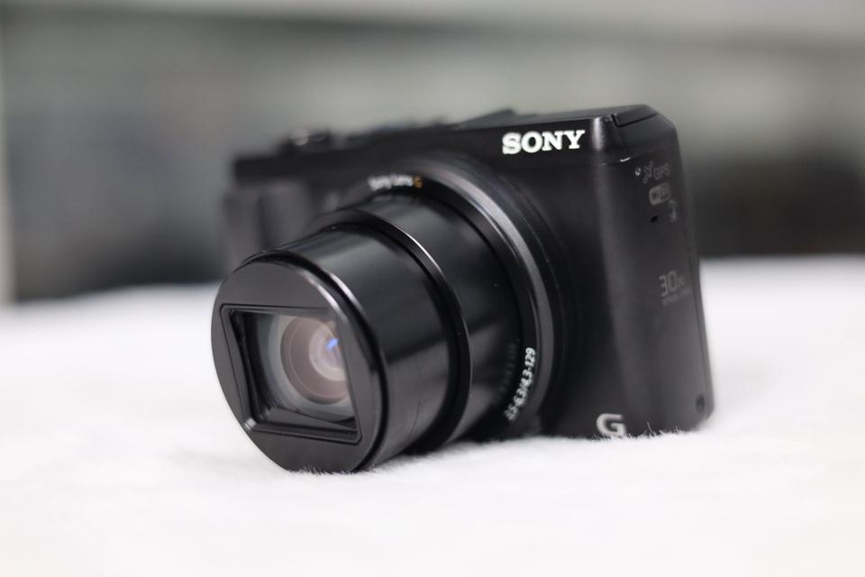 Sony Cyber-shot DSC-HX50V-duoc-ban-tai-Máy Ảnh Shop