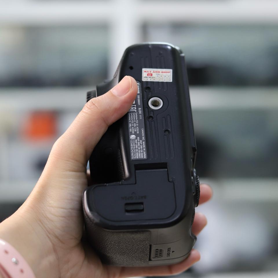 Máy ảnh Canon EOS 6D Mark II (Body), use, đẹp-duoc-ban-tai-Máy Ảnh Shop