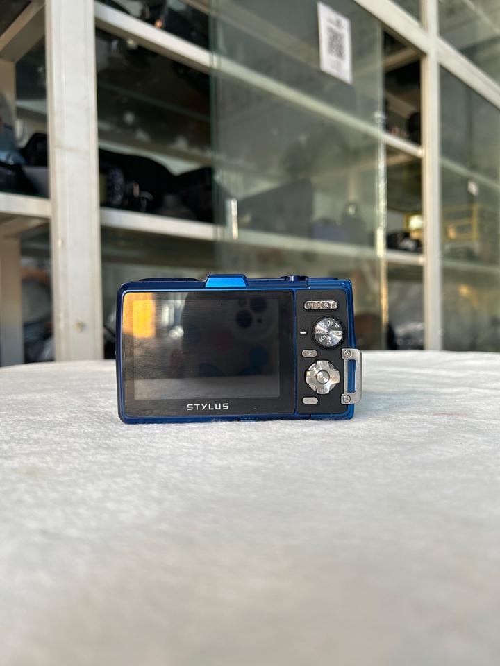Máy chống nước Olympus TG 830-duoc-ban-tai-Máy Ảnh Shop