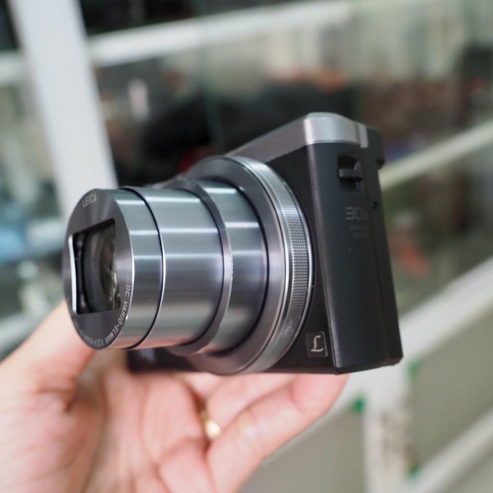 Máy chụp ảnh số Panasonic Lumix DMC-ZS40 18.1MP Digital Camera Leica, full box, like new-duoc-ban-tai-Máy Ảnh Shop