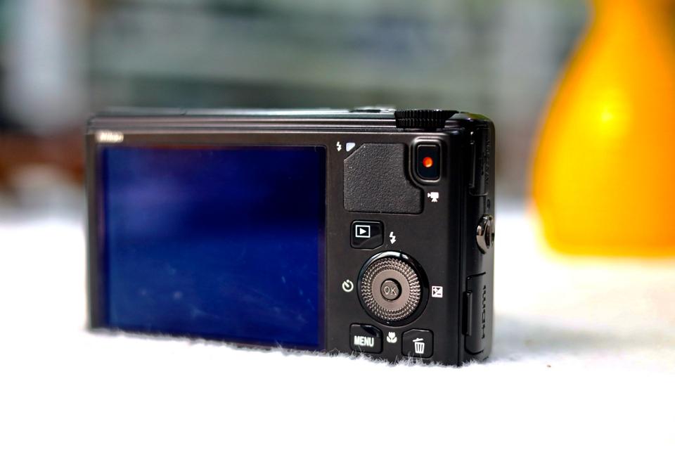 Máy ảnh Nikon Coolpix S9400 -duoc-ban-tai-Máy Ảnh Shop