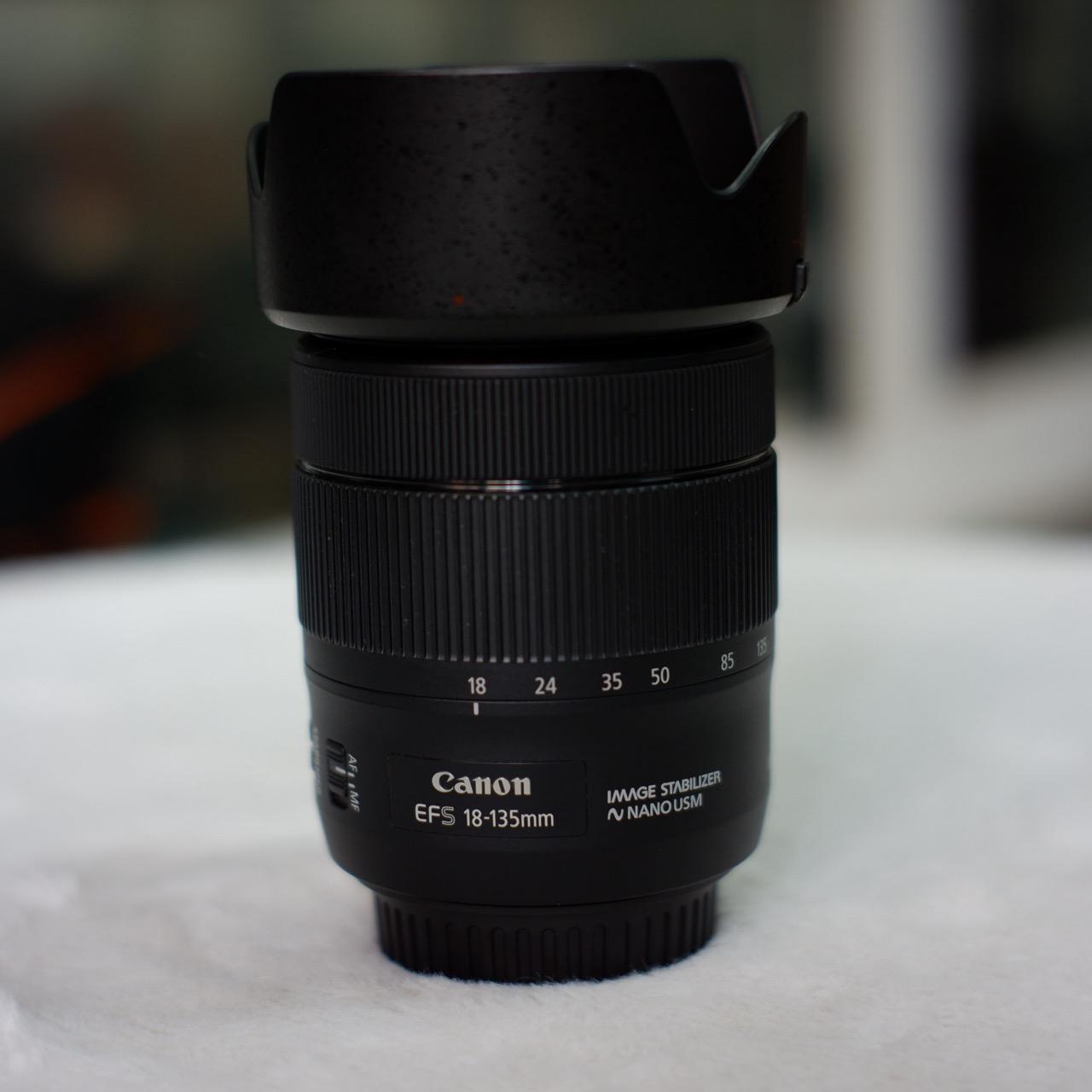 Canon 18-135mm is Nano USM , mới 98% -duoc-ban-tai-Máy Ảnh Shop