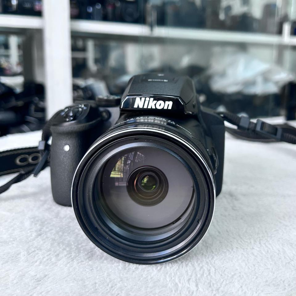 Máy ảnh Nikon Coolpix P900-duoc-ban-tai-Máy Ảnh Shop