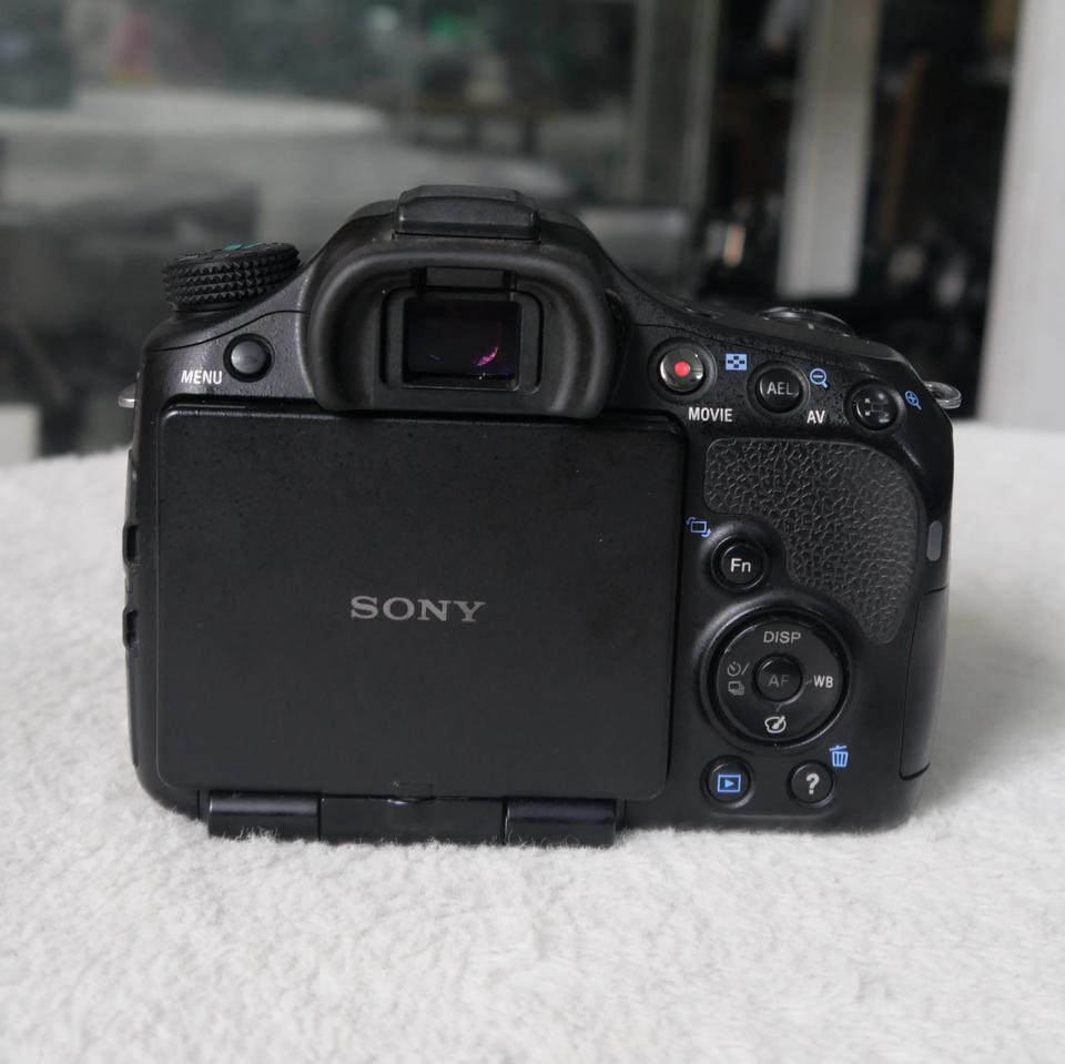Máy Ảnh Sony A65 + Lens 50mm 1.7, use-duoc-ban-tai-Máy Ảnh Shop