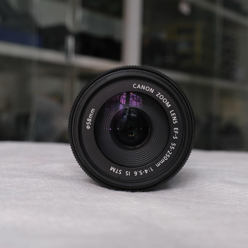 Ống kính Canon EF-S 55-250mm f / 4-5.6 IS STM-duoc-ban-tai-Máy Ảnh Shop
