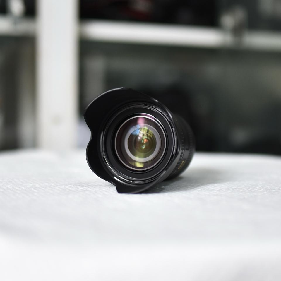 Ống kính Nikon AF-S 16-85mm f / 3.5-5.6G ED VR đẹp-duoc-ban-tai-Máy Ảnh Shop