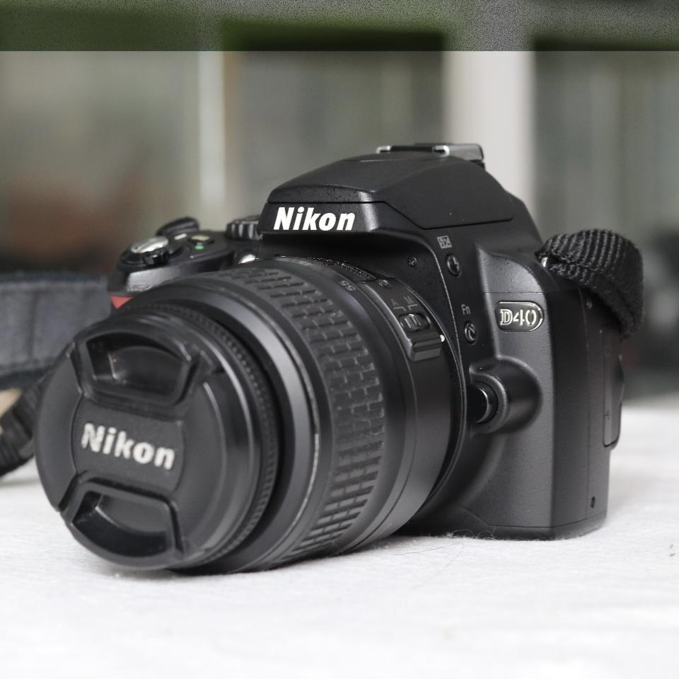 Nikon D40 kèm kit-duoc-ban-tai-Máy Ảnh Shop