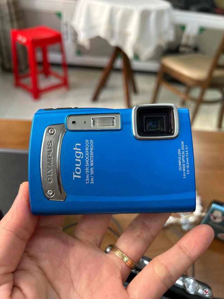 Máy chống nước Olympus TG- 320-duoc-ban-tai-Máy Ảnh Shop
