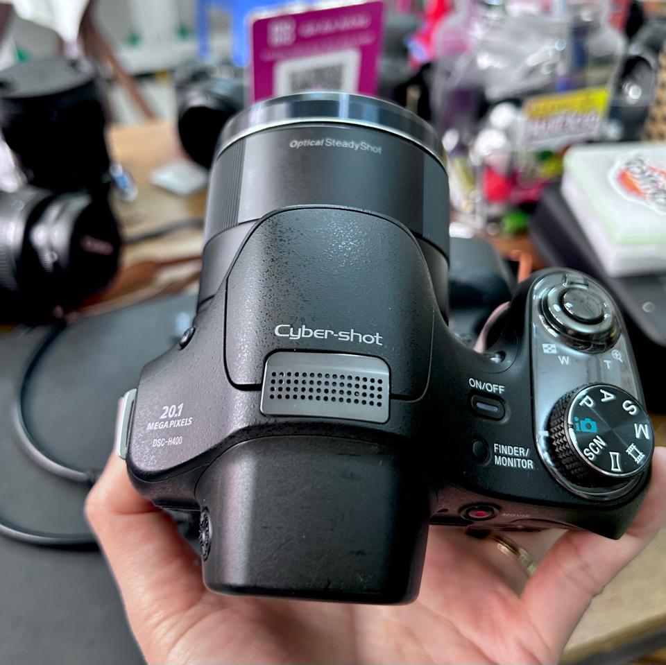 Sony Cyber-shot DSC-H400-duoc-ban-tai-Máy Ảnh Shop