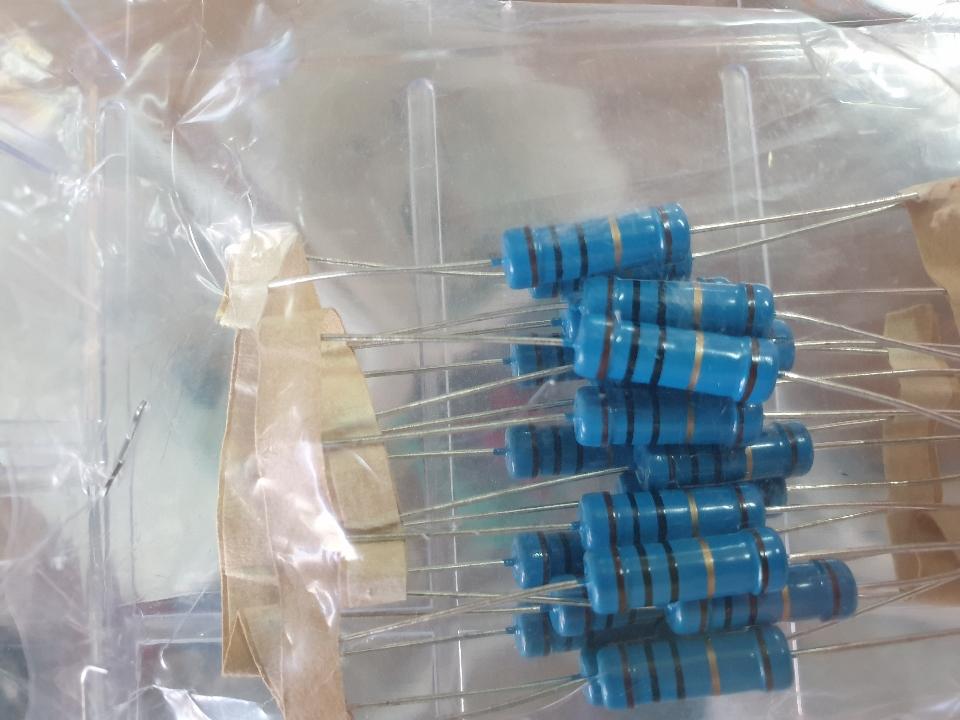 Điện trở 3W 10 ohm-duoc-ban-tai-ĐIỆN TỬ CAM RANH