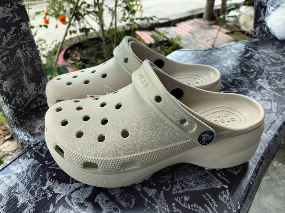 Crocs 330-duoc-ban-tai-MINH PHÁT- GIÀY DÉP XKT