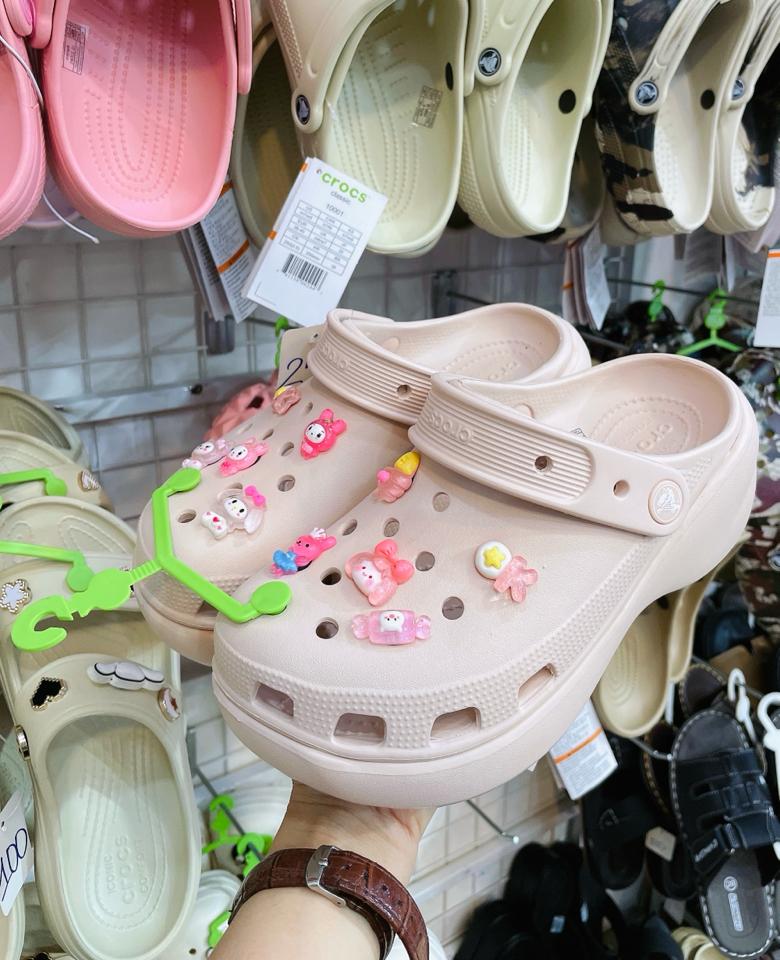 Crocs 250-duoc-ban-tai-MINH PHÁT- GIÀY DÉP XKT