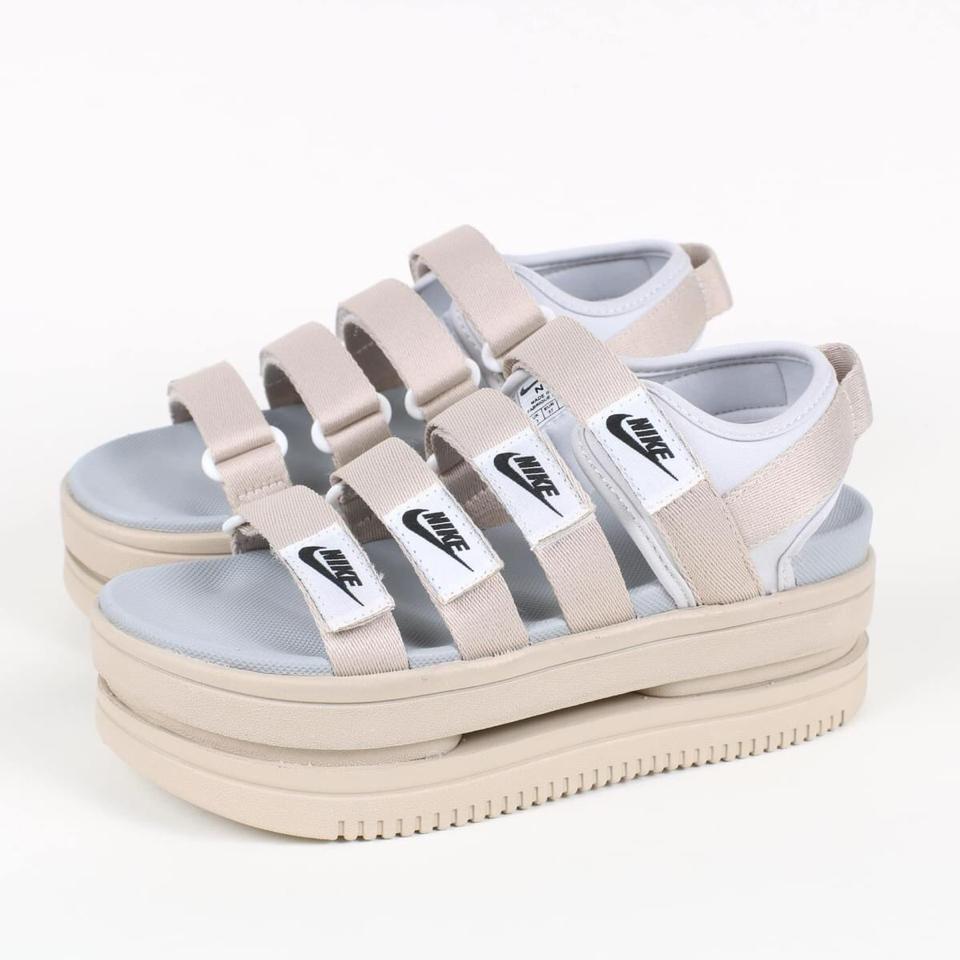 Sandal Nike 290-duoc-ban-tai-MINH PHÁT- GIÀY DÉP XKT