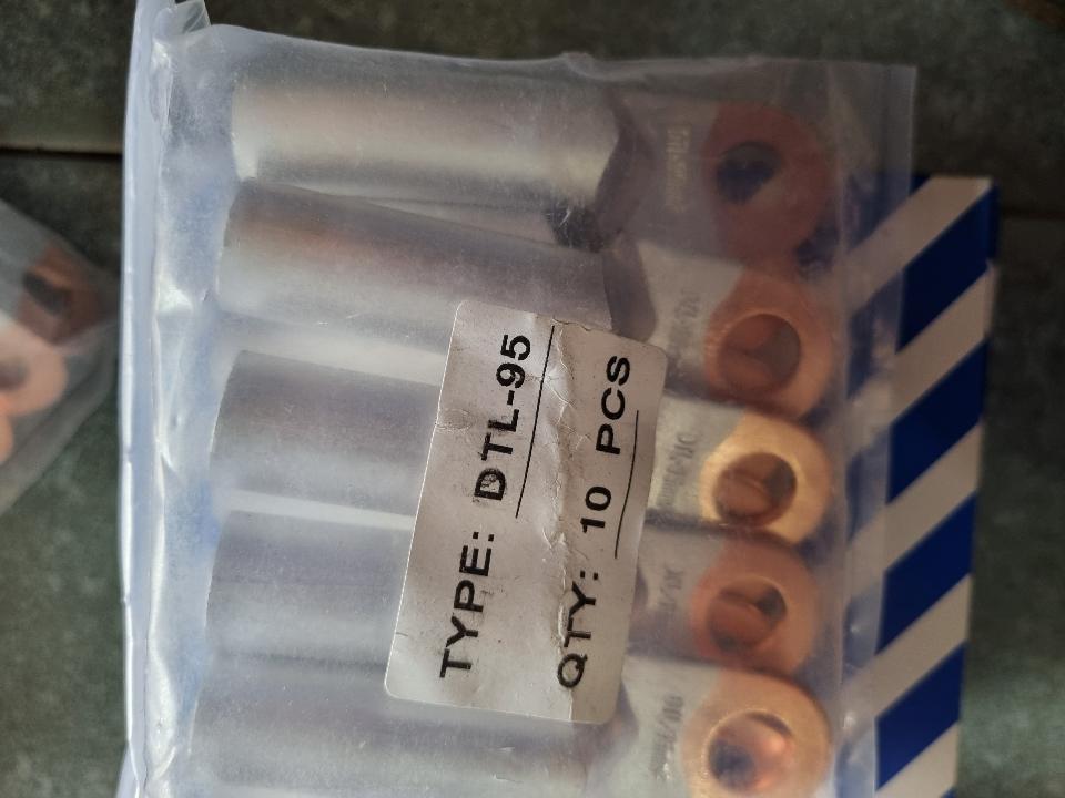 Đầu cốt nhôm AM95-duoc-ban-tai-Công ty tnhh kỹ thuật Điện Sông Thao ; MST : 2601034399  (ĐIỆN NƯỚC SƠN DUNG - KHO HÀNG GIÁ GỐC ( Điện nước công nghiệp, dân dụng - Điện máy - Thiết bị vệ sinh, bếp - Đèn trang trí... mua hàng 0973212996- 0822871999)