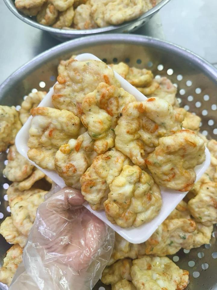 Chả mực pha tôm-duoc-ban-tai-VŨ HỒNG TUYẾT