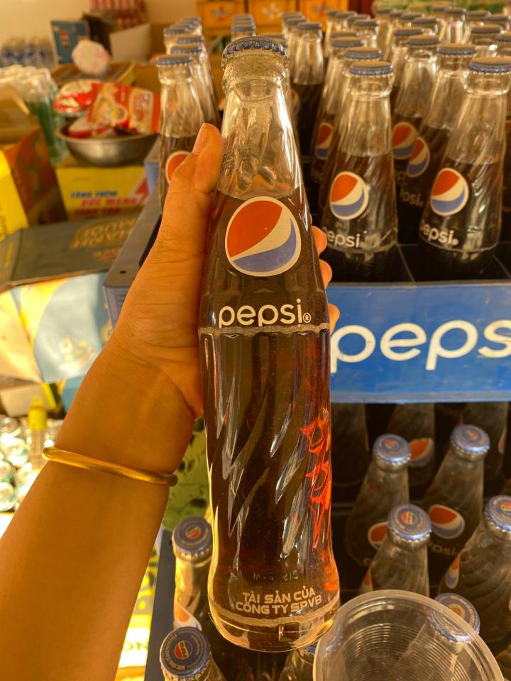 Pepsi két-duoc-ban-tai-Tạp hoá - Quán võng Tú Kiên
