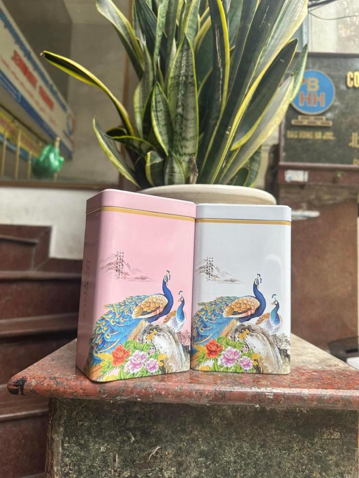Hộp chè sắt công hồng 200g T10-duoc-ban-tai-Phụ Kiện Tráp Ăn Hỏi Thanh Tùng