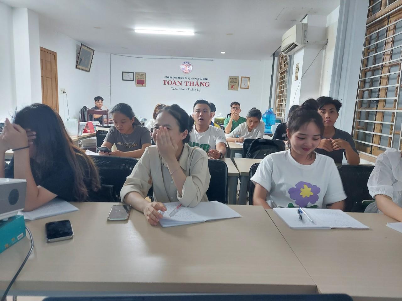 Thực hành Kế toán Thuế - Online-duoc-ban-tai-CÔNG TY TNHH MTV DỊCH VỤ - TƯ VẤN TÀI CHÍNH TOÀN THẮNG