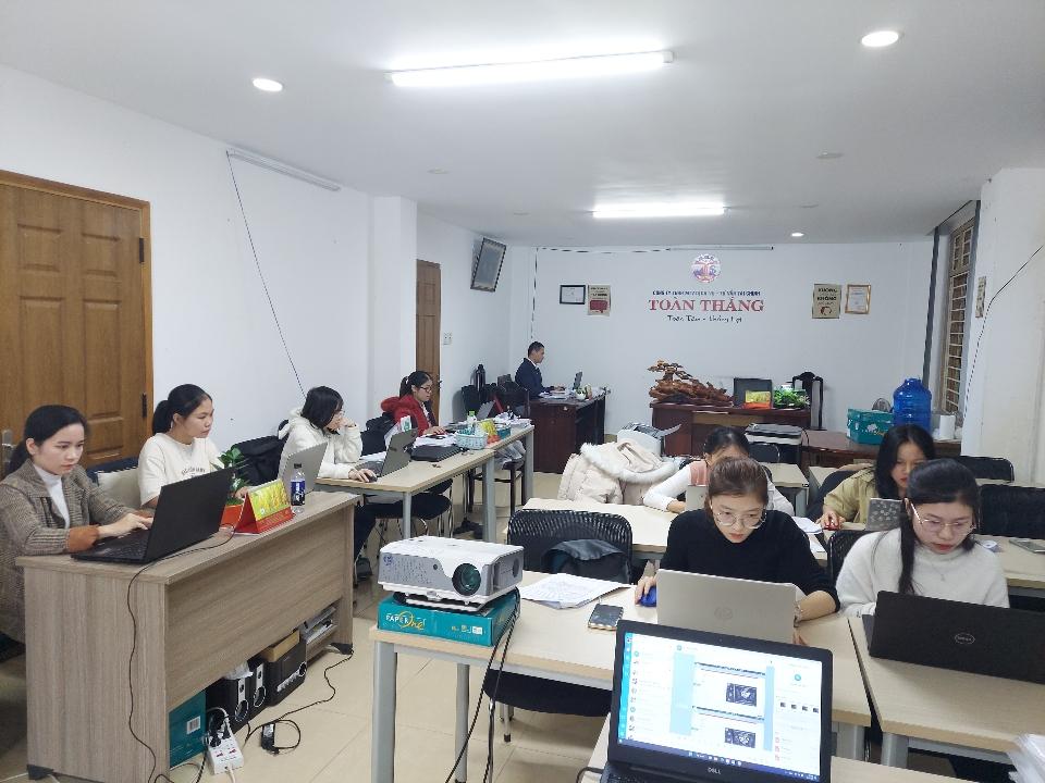 Thực hành Kế toán máy Misa ASP & ACSoft - Online-duoc-ban-tai-CÔNG TY TNHH MTV DỊCH VỤ - TƯ VẤN TÀI CHÍNH TOÀN THẮNG