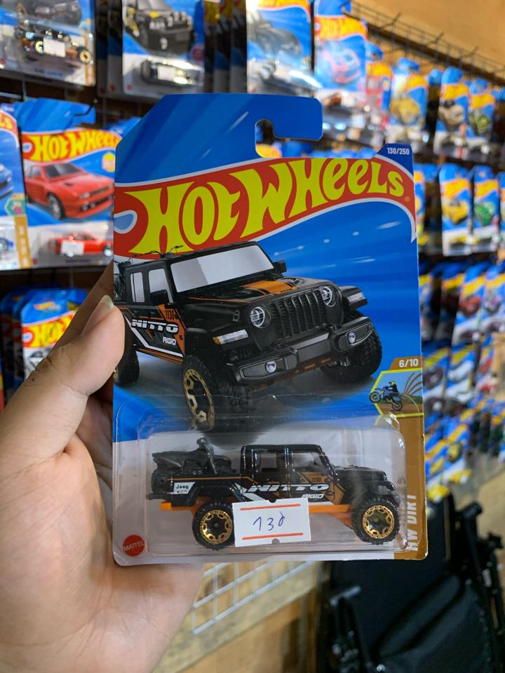 HOT WHEELS 2025 - 20 JEEP GLADIATOR 130/250-duoc-ban-tai-GARAGE TOYS