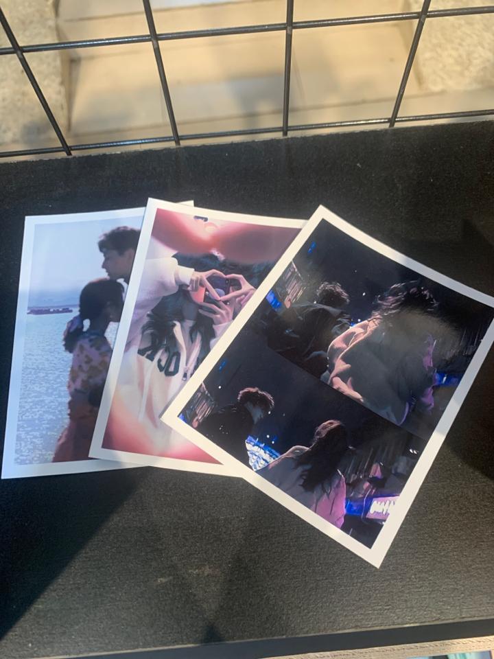 Custom card ( 1 ảnh in card + 2 - 4 ảnh in lẻ )-duoc-ban-tai-GARAGE TOYS