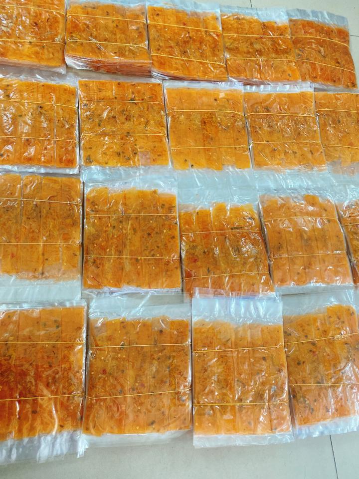 Dẻo tôm cuộn -duoc-ban-tai-Thảo Nguyên - Bánh tráng Tây Ninh