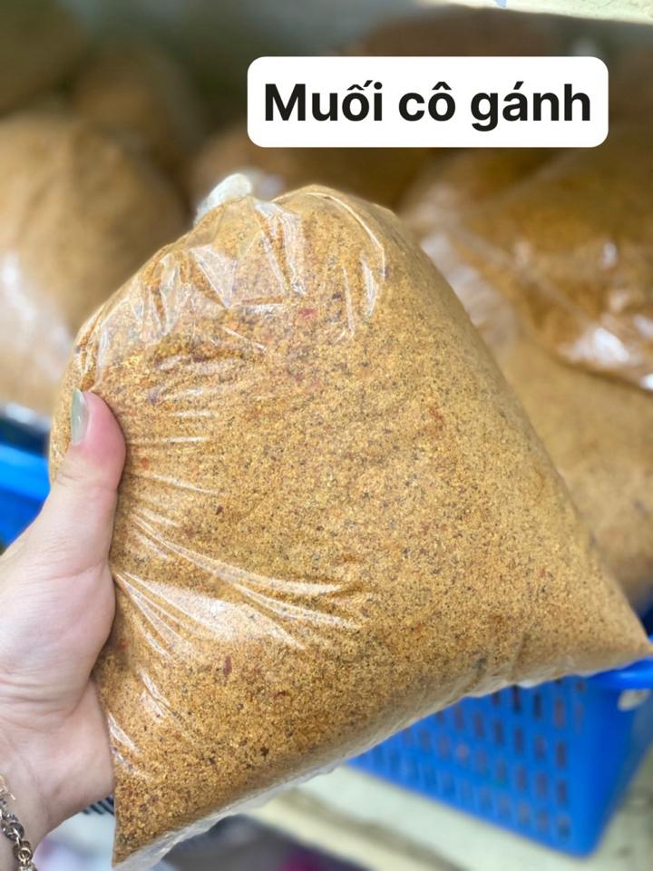 Muối cô gánh-duoc-ban-tai-Thảo Nguyên - Bánh tráng Tây Ninh